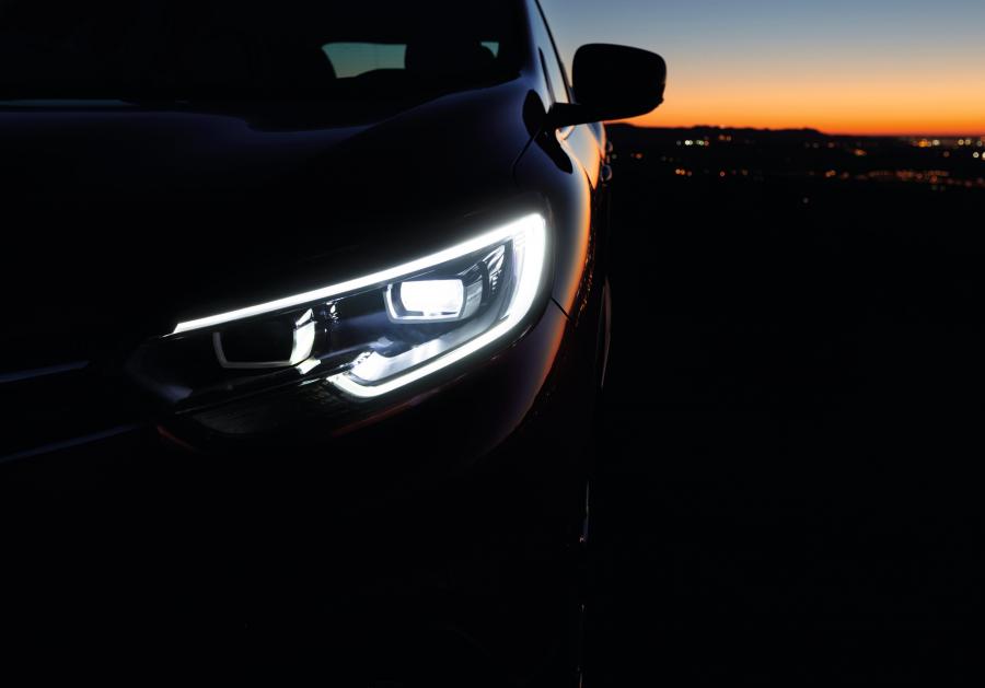 Renault Kadjar 2015 года  (фото 22 из 44)